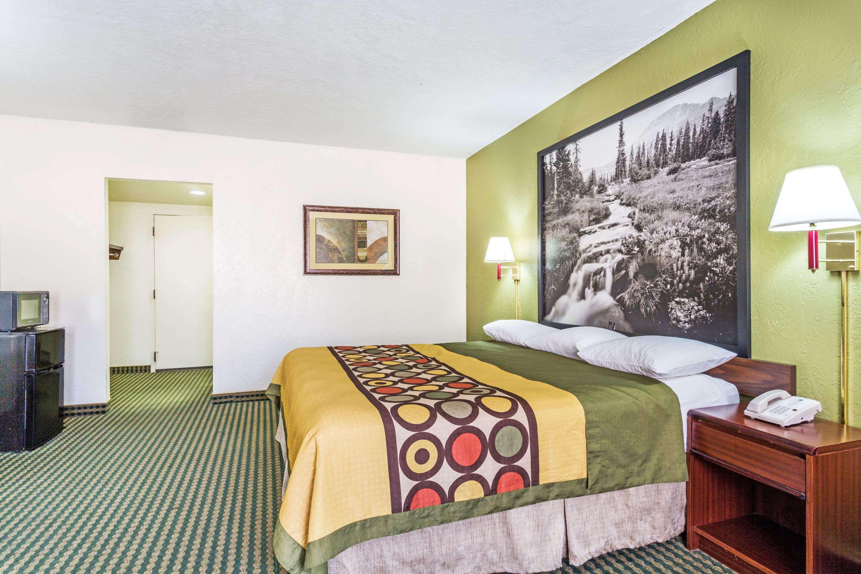 Super 8 By Wyndham Wendover Exterior foto