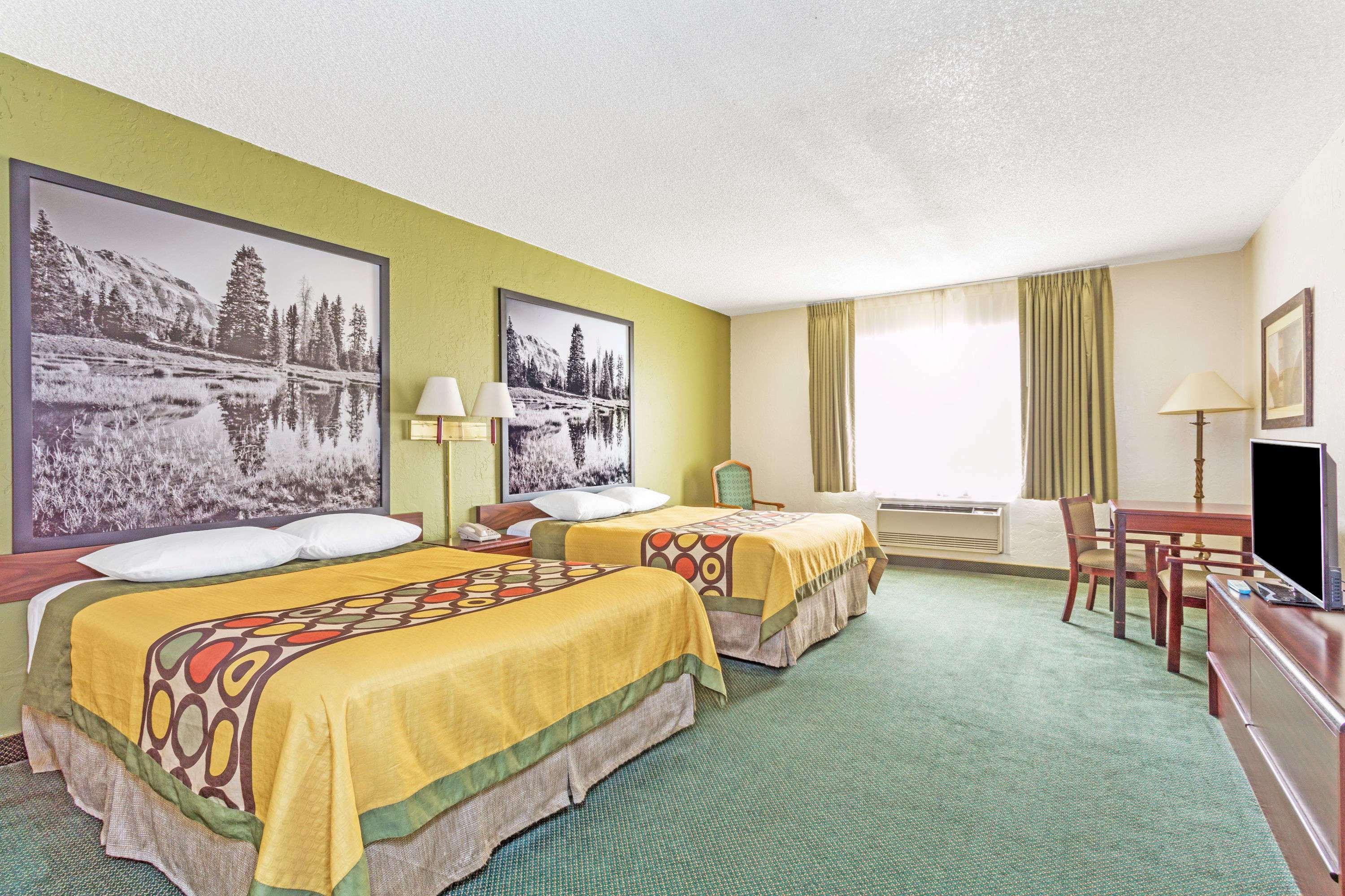 Super 8 By Wyndham Wendover Exterior foto